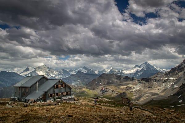 Cabane dei Becs de Bosson image 2