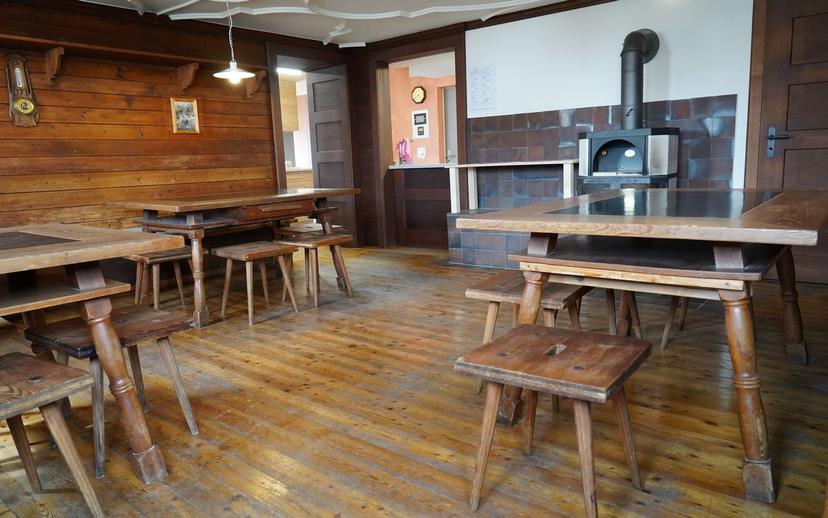 Es-cha Hut image 3
