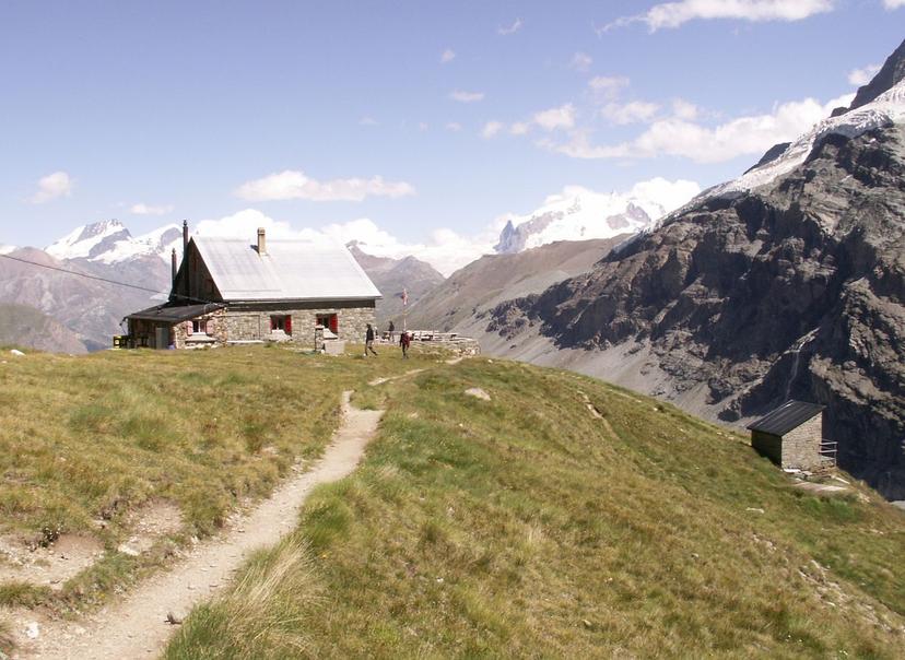 Schönbiel Hut image 1