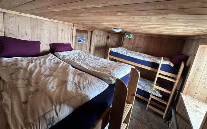 Gandegg Hut image 4