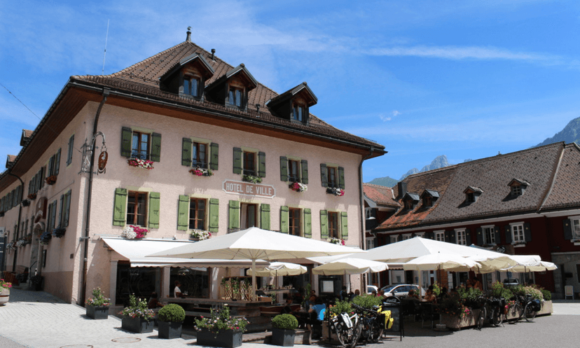 Hotel de Ville image 1