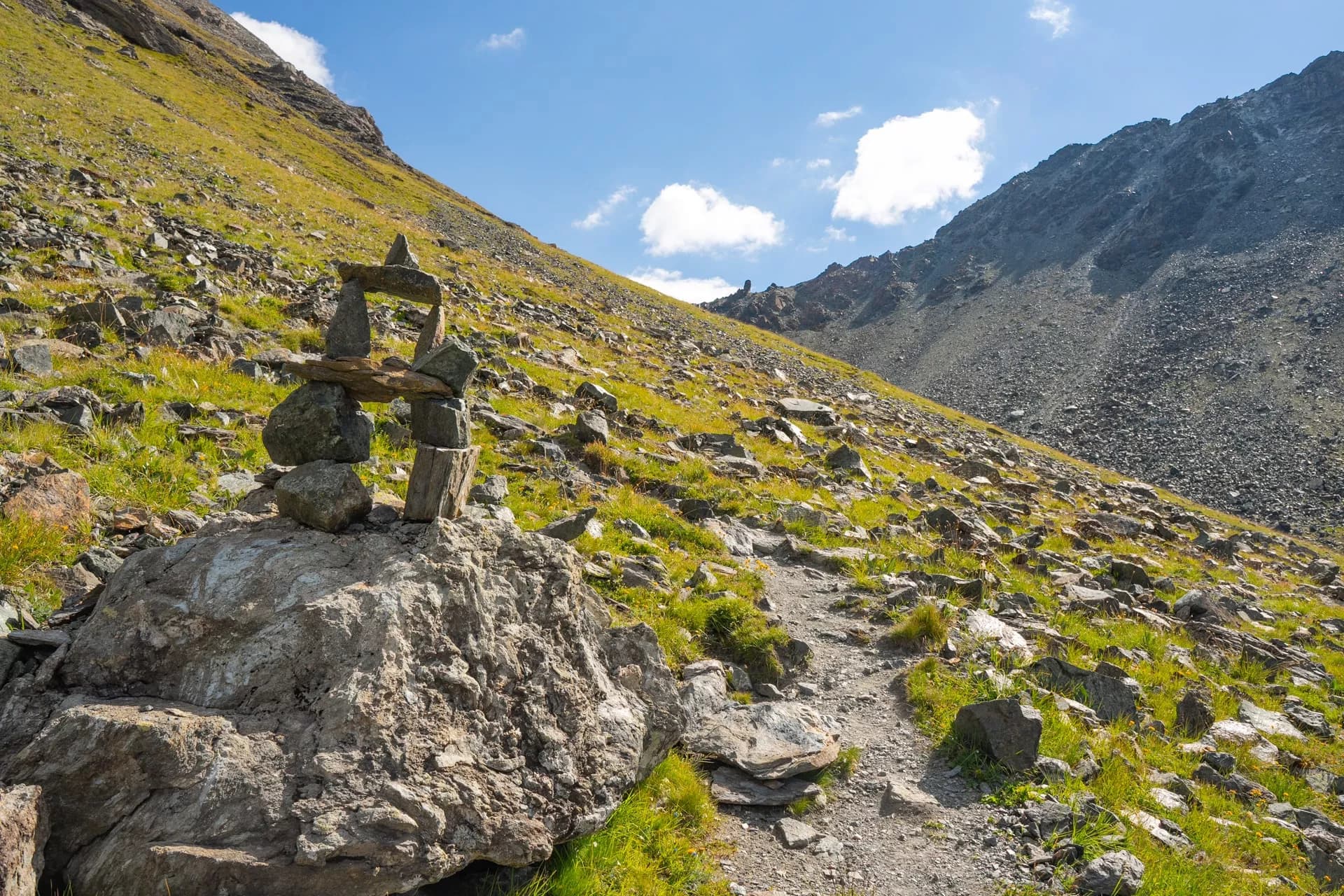 The way up to Col du Tsate