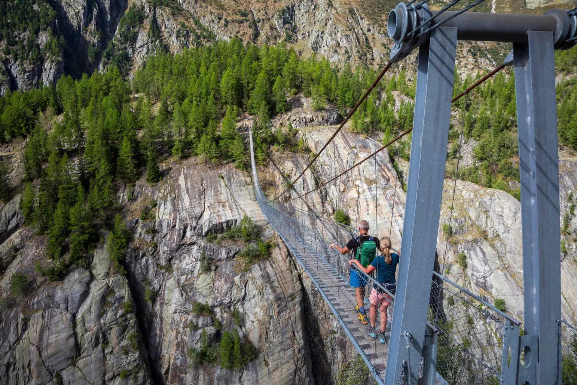 hiking over the aspi titter suspension bridge