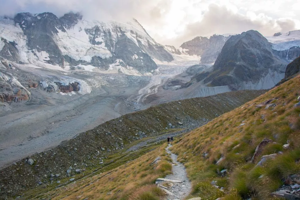 path below the schonbiel glacier